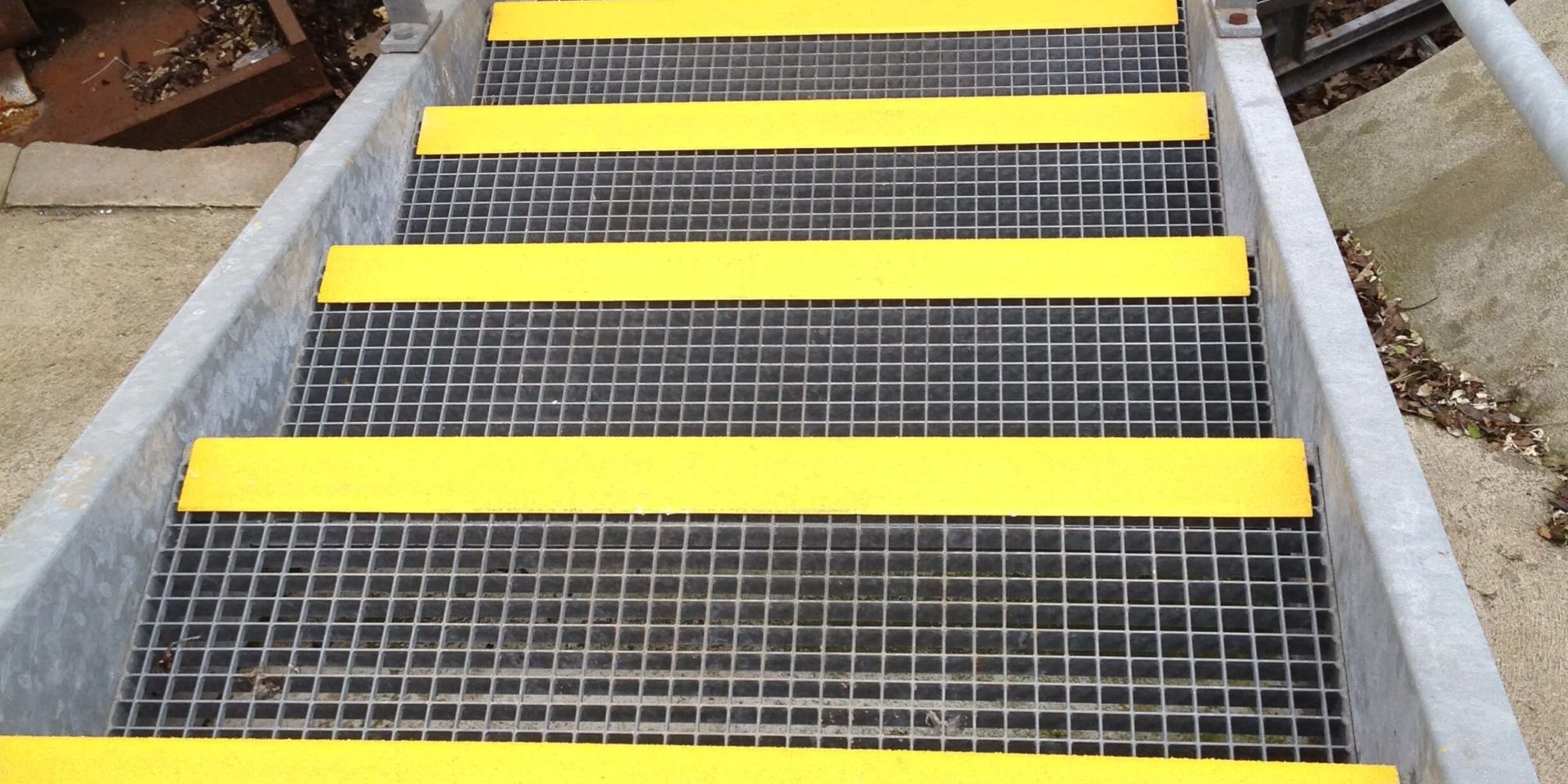 revetement-escalier-antichute revetement-escalier-antichute